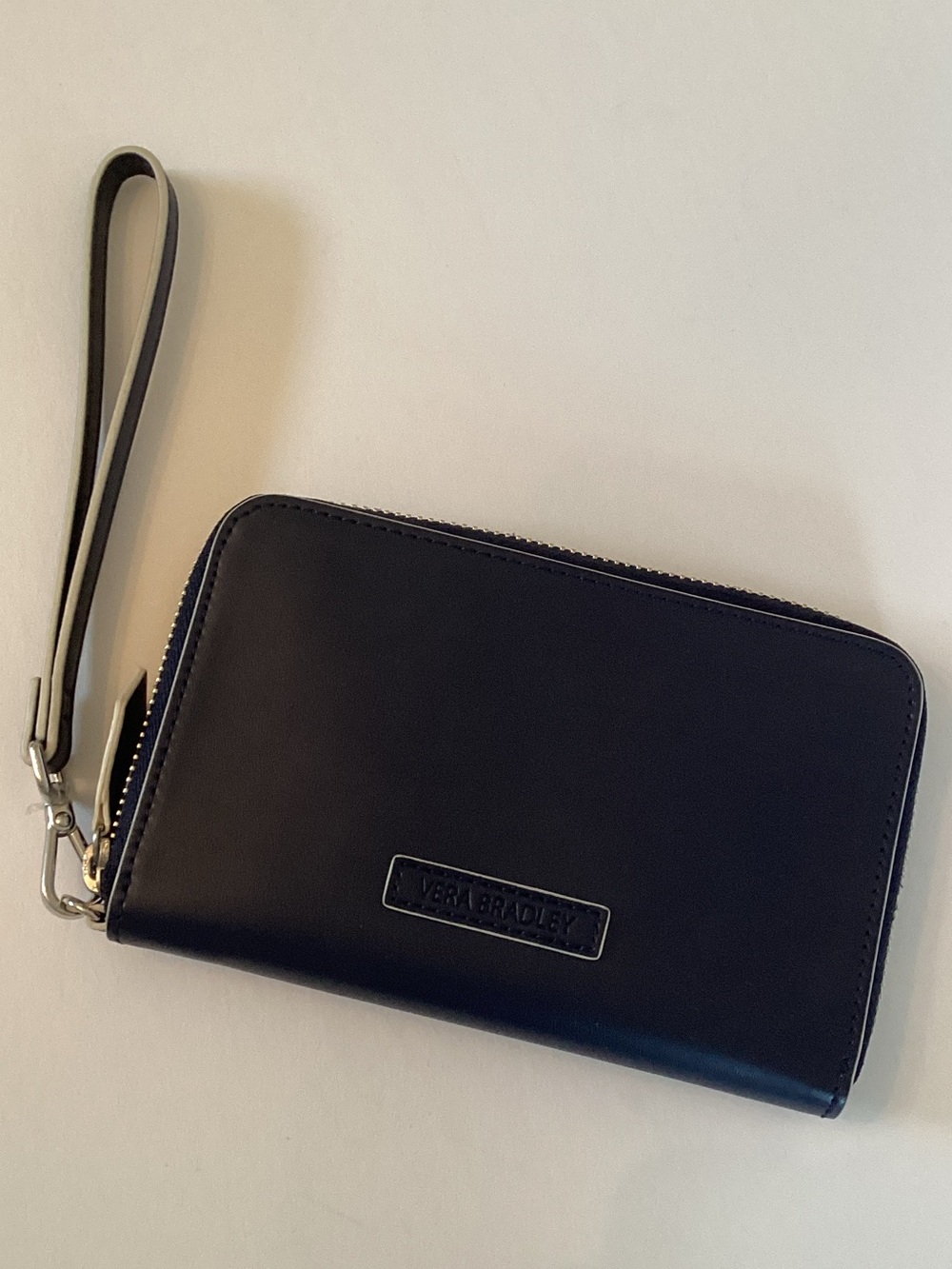 Vera Bradley navy Leather Zip Wristlet Wallet NWOT
